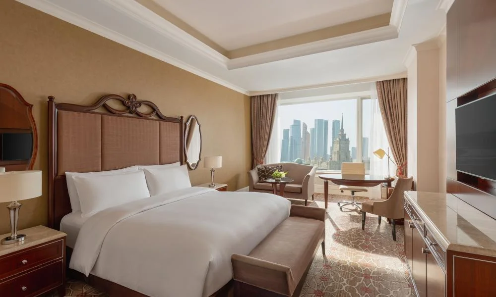 Lotte Hotel Moscow - Номер делюкс с 1 двуспальной кроватью, Москва